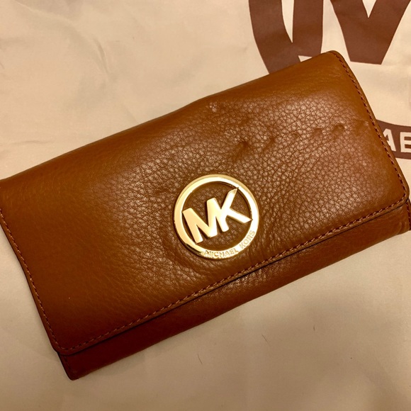 Michael Kors Handbags - MK Fulton Flap Continental Wallet (Acorn)